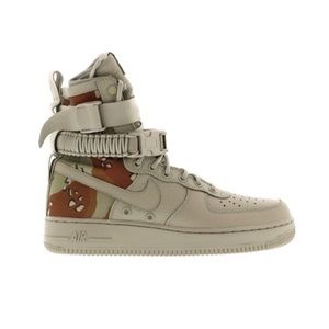 Airforce one lightly worn 9/10 condition